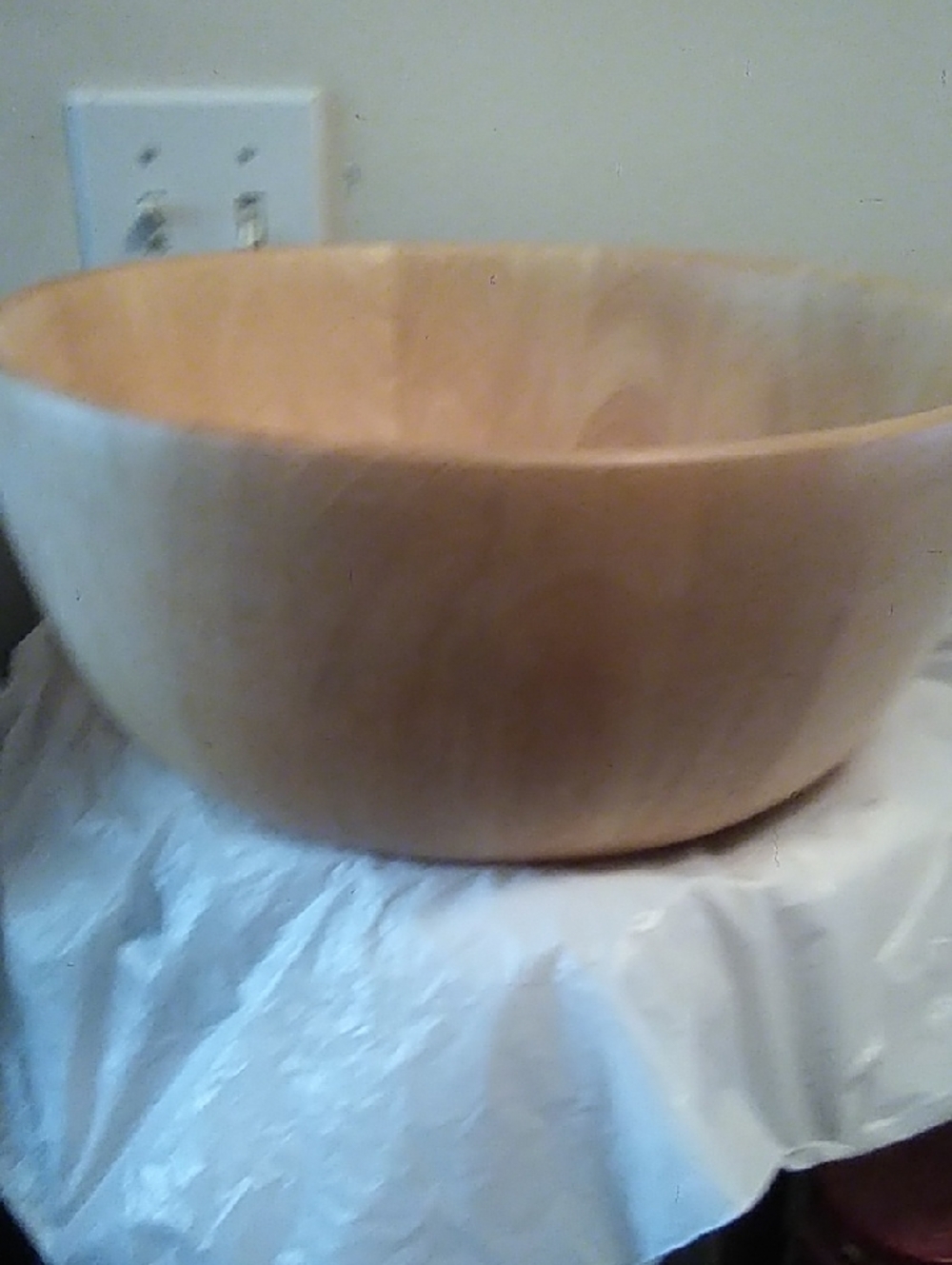 Large Wooden Salad Bowl - Natural Light Wood